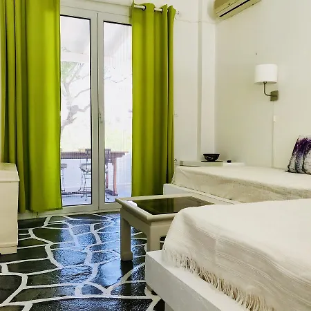 Pensión Onar & Residences Pisses